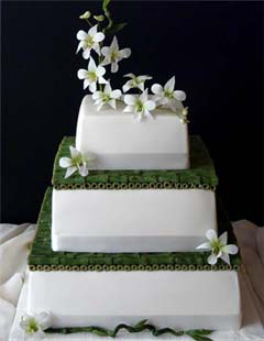 Green and white three tier square Japanese wedding cake design
