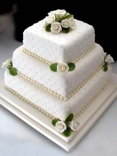 traditional wedding cake