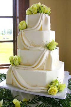 traditional wedding cakes