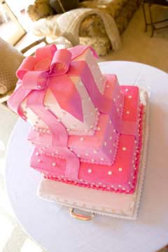 pink wedding cake