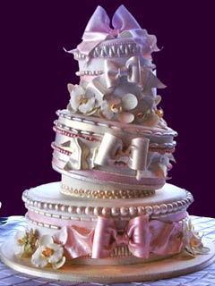 creative topsy turvy cakes