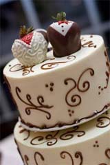  Creative and unique wedding cake toppers