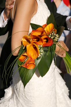 orange bridal bouquet pictures 2