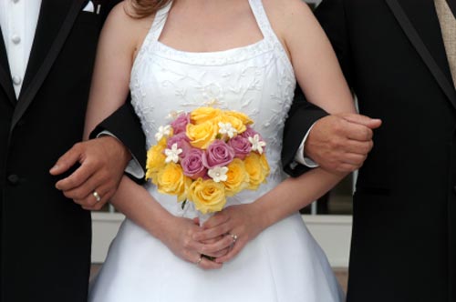 yellow bridal bouquet pictures