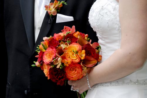 orange bridal bouquet pictures 4