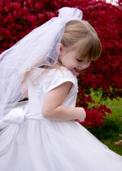 flower girl etiquette - junior wedding flower girl